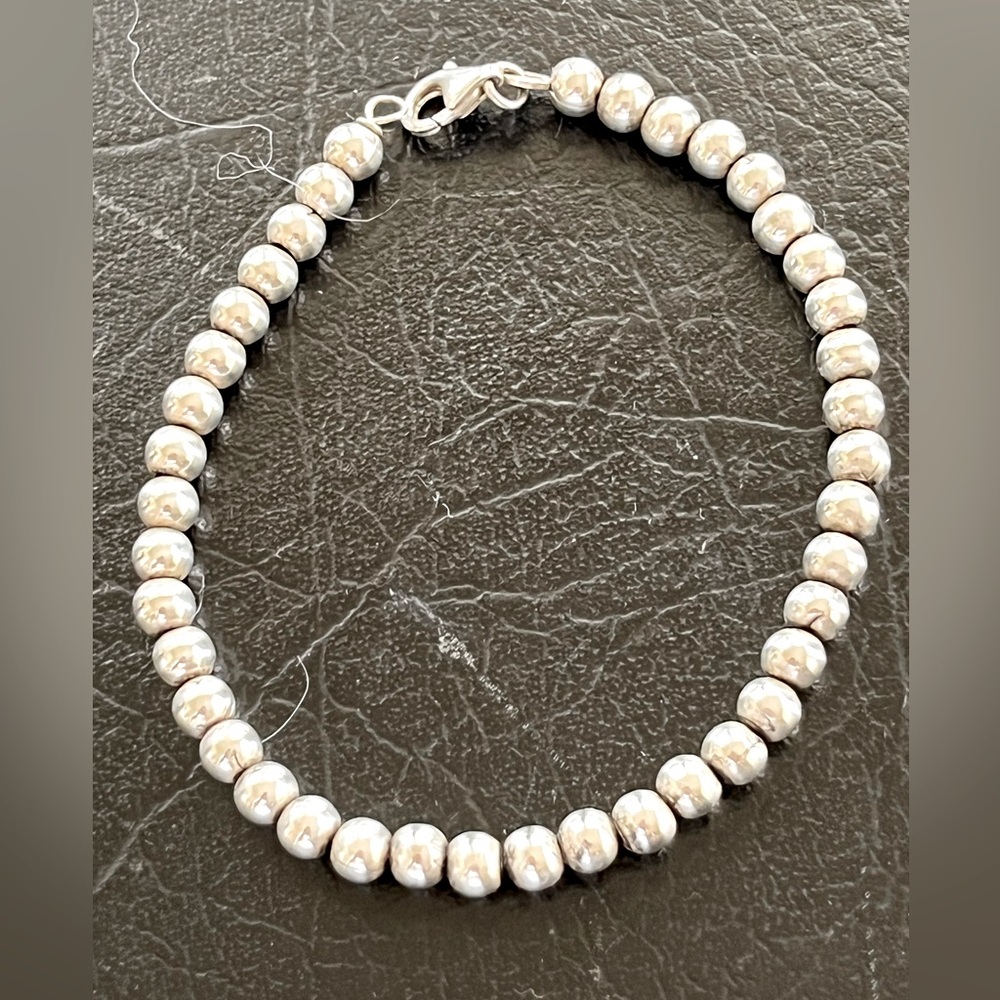 Sterling Silver beaded bracelet Excellent condition